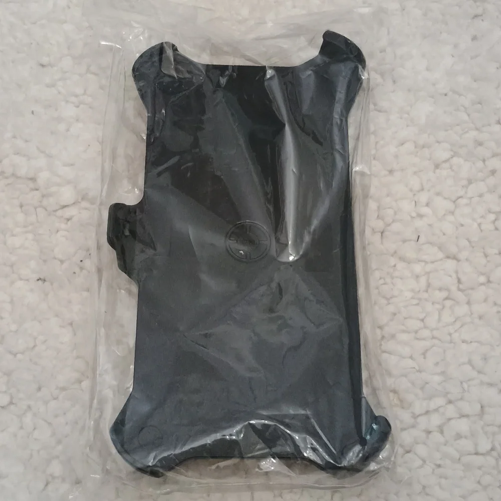 10 For $10 iPhone 15 Pro Max Phone Clip